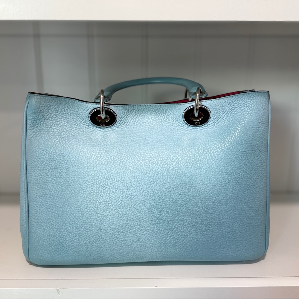 Dior Diorissimo Light Blue Exterior with Hot Pink Interior (09 MA 1113) - Picture 2 of 13